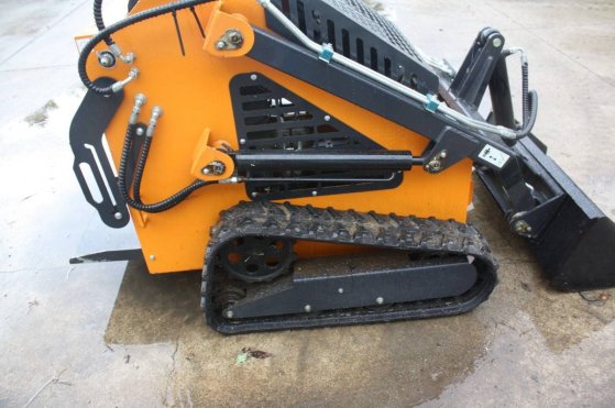 Skid steer loader ZJ-380 Petrol 18.5kW 2026 New Demo Barrett ZJ-380 2026 1 image 6