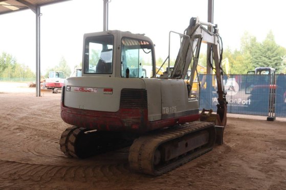 Crawler excavator Takeuchi TB175 Diesel 43kW 2011 TB175 2011 2 Crawler Excavators image 6