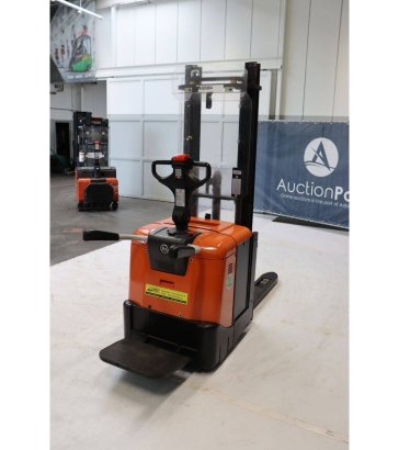 Stacker BT SPE125L Electric 1250kg 3.3m 2015 BT SPE125L 2015 2 image 6