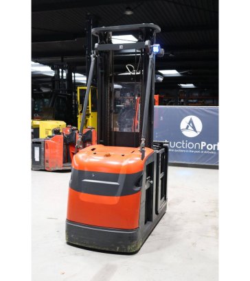 Linde V10-02 Electric Reach Truck 800kg 5.4m 2019 9996 2019 2 image 6
