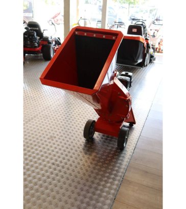 Caravaggi BIO 90 Petrol Wood Chipper 2021 New Caravaggi BIO 90 2021 1 image 6