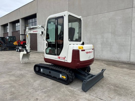 Midi excavator Takeuchi TB135 Diesel 2012 TB135 2012 2 Crawler Excavators image 6