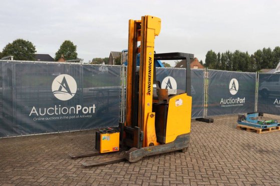 Jungheinrich ETV 214 Electric Reach Truck 1400kg 7.1m ETV 214 2 image 6