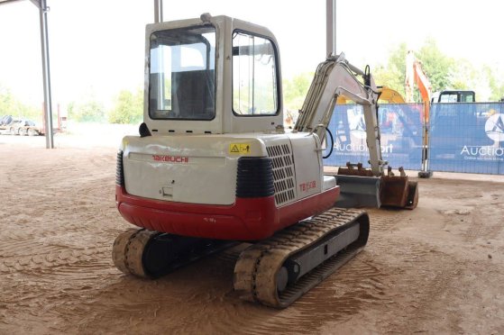 Crawler excavator Takeuchi TB150C Diesel 27.3kW 2012 TB150C 2012 2 Crawler Excavators image 6