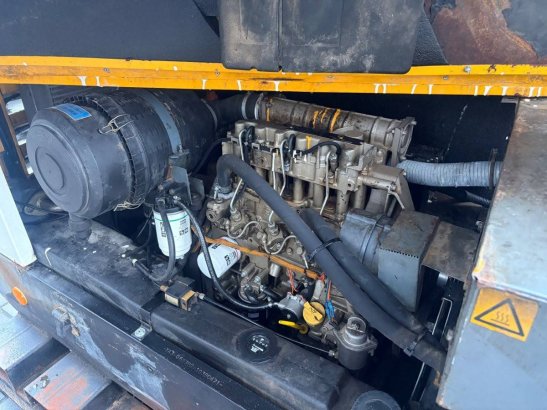 Compressor Atlas Copco/Gianesi Edilio 02364/1 Diesel 33.2kW 16.7L 2001 02364/1 2001 2 Compressors image 6