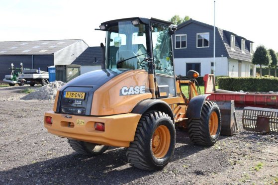 Case 121E Diesel 44kW Wheel Loader 2008 121E 2008 2 Wheel Loaders image 6