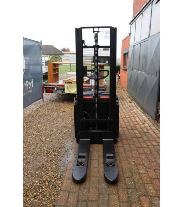 Stacker Toyota SWE120 Electric 1200kg 2.9m 2018 SWE120 2018 2 image 6