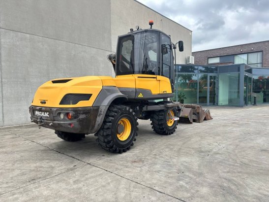 Tire crane Mecalac 12MTX Diesel 2016 Mecalac 12MTX 2016 2 Mobile Cranes image 6
