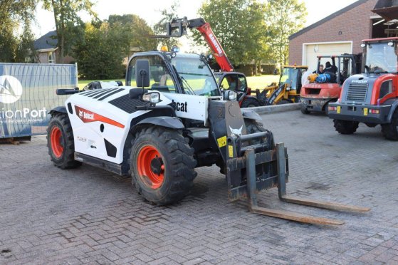 Bobcat PF1/TL30.60 Telehandler Diesel 74.6kW 3000kg 5.8m 2018 PF1/TL30.60 2018 2 image 21