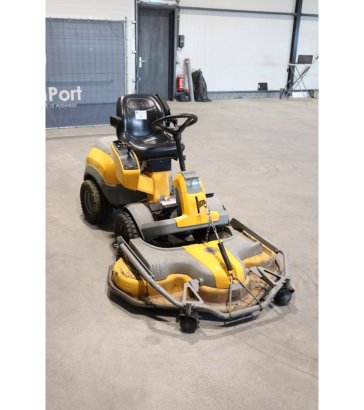 Stiga Park Pro 25 AWD Petrol Ride-on Mower 2011 Stiga Park Pro 25 AWD 2011 2 image 7