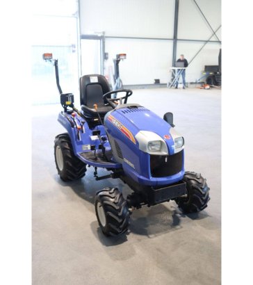 Compact Tractor Iseki TXG 237 Hydrostatic 2014 Iseki TXG 237 2014 2 image 7