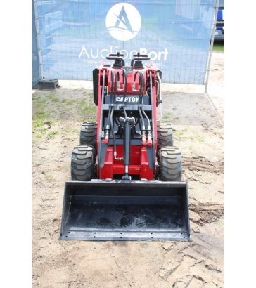 Captok CK323WJ Skid Steer Loader Petrol 13.5 hp 2025 Captok CK323WJ 2025 2 Wheel Loaders image 7