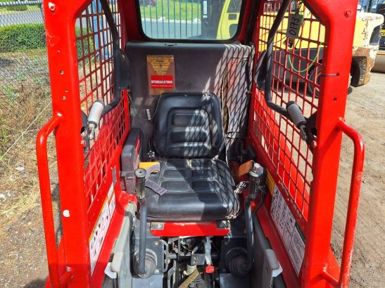 Skid steer loader Bobcat S70 Diesel 2013 S70 2013 2 Wheel Loaders image 7