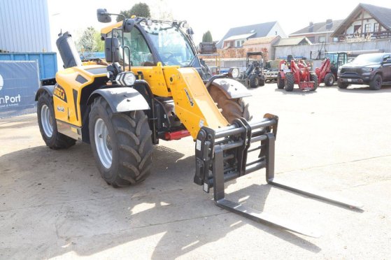 Telehandler Dieci 296 AGRI PLUS 42.7 VS EVO2 Diesel 114kW 4200kg 7.2m 2023 Demo Dieci 296 AGRI PLUS 42.7 VS EVO2 2023 2 im...
