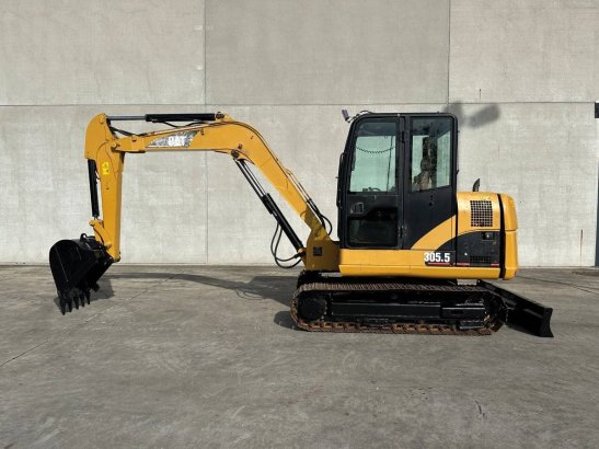 Midi excavator Caterpillar 305.5 Diesel 2013 305.5 2013 2 image 7