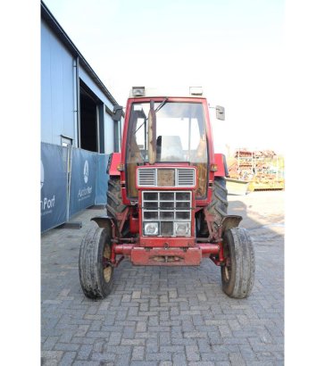 Tractor International 845 XL Diesel 60kW 1982 (Margin) International 845 XL 1982 2 image 7