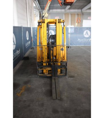 Hyster J2.5XN Electric Forklift 2360kg 4.95m 2012 J2.5XN 2012 2 Forklift image 7