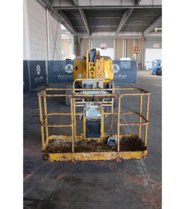 Haulotte HA18 SPX Diesel Articulated Boom Lift 17.3m 2017 Haulotte HA18 SPX 2017 2 image 7