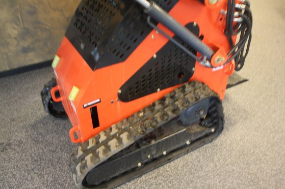 Skid steer loader LH LRT360 Petrol 13hp 2025 New LH LRT360 2025 1 image 7