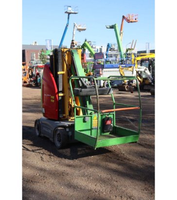 JLG Toucan 10E Electric Mast Lift 10.10m 2011 Toucan 10E 2011 2 image 7