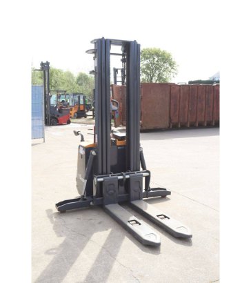 Nycheki EW15 Electric Stacker 1500kg 5.5m New Nycheki EW15 1 image 7