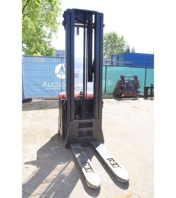 Stacker BT SPE160L Electric 2000kg 5.4m 2012 BT SPE160L 2012 2 image 7