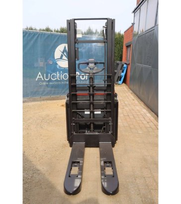 Stacker BT SWE140L Electric 1400kg 2.65m 2015 BT SWE140L 2015 2 image 7