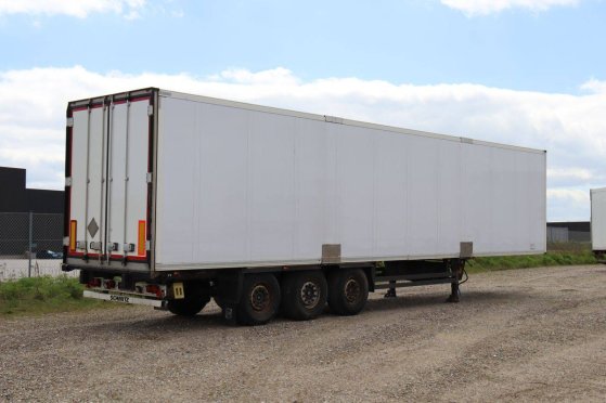 Reefer Semi-trailer Schmitz Cargobull SCB-S3B 42000kg 2017 Schmitz Cargobull SCB-S3B 2017 2 Refrigerated semi trailers ima...
