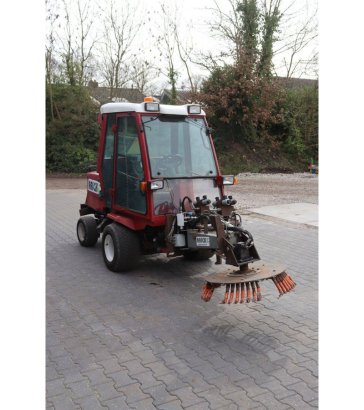 Sweeper Toro GROUNDMASTER 4000D Diesel 2008 Toro GROUNDMASTER 4000D 2008 2 image 22