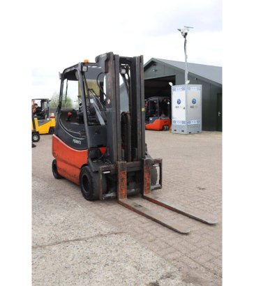 Forklift Fenwick-Linde E30-03/600 Electric 3000kg 4.4m 2011 Fenwick-Linde E30-03/600 2011 2 Forklift image 7