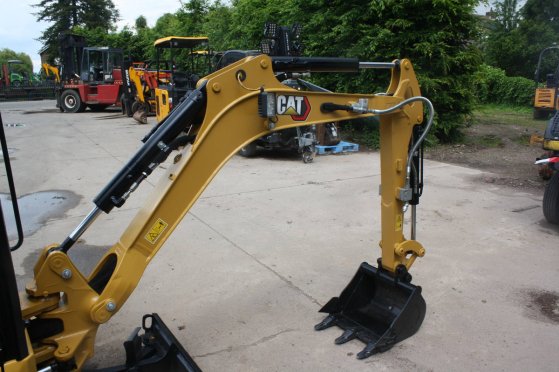 Mini excavator Caterpillar 301.7CR Diesel 18kW 2021 301.7CR 2021 2 image 7