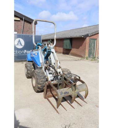 Articulated loader AgriOne A700 Diesel 22.8kW 2008 Agrione A700 2008 2 Wheel Loaders image 7