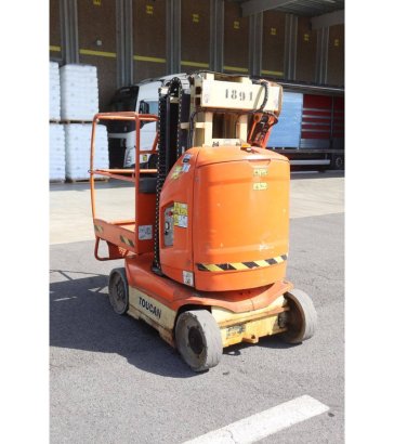 JLG TOUCAN 8E Electric Mast Lift 8.15m 2012 TOUCAN 8E 2012 2 image 7