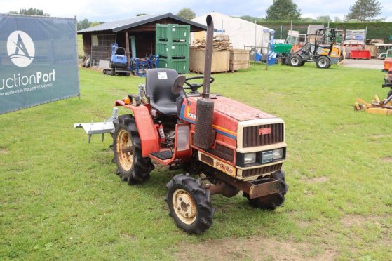 Yanmar F13 ED Diesel Mini Tractor with Arena Leveller F13 ED 2 image 7