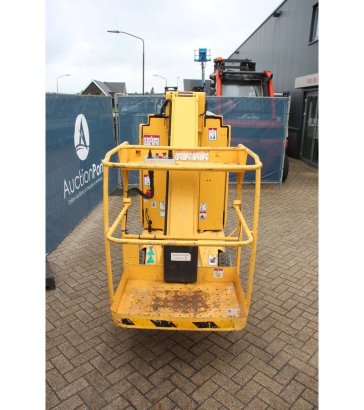 Haulotte Star 10 Electric Mast Lift 200kg 10m 2014 Haulotte Star 10 2014 2 image 7