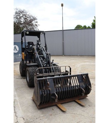 Articulated loader Giant V452T Diesel 33kW 2011 Giant V452T 2011 2 image 7
