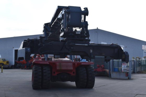 Reach stacker Fantuzzi Spreader 20/40 Diesel 45000kg Fantuzzi SRP452 2005 2 image 7