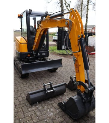 Landward XT25U Crawler Excavator Diesel 14kW 2025 New Landward XT25U 2025 1 Crawler Excavators image 7