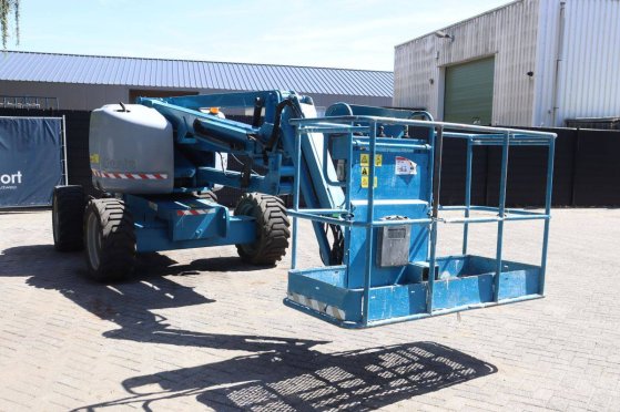 Genie Z-45/25 Articulated Boom Lift Diesel 227kg 16m 2007 Z-45/25 2007 2 image 7
