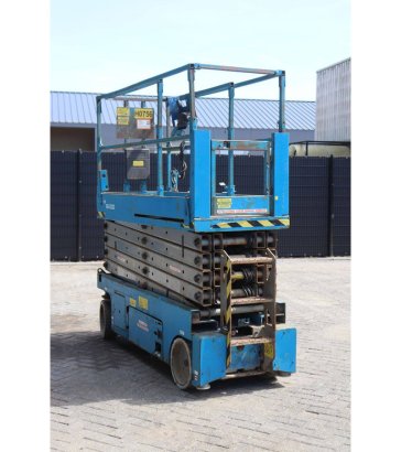 Scissor lift Genie GS-3232 Electric 227kg 11.75m 2007 GS-3232 2007 2 Scissor Lifts image 7