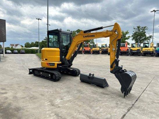 LiuGong 9035 FZTS Diesel Crawler Excavator 2026 New LIUGONG 9035 FZTS 2026 1 Crawler Excavators image 7