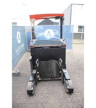 Toyota RRE180 Electric Reach Truck 1800kg 2017 RRE180 2017 2 image 7