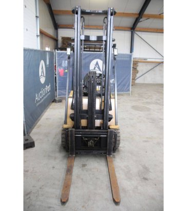 Caterpillar EP20KT Electric Forklift 2000kg 4.03m 2005 EP20KT 2005 2 Forklift image 7