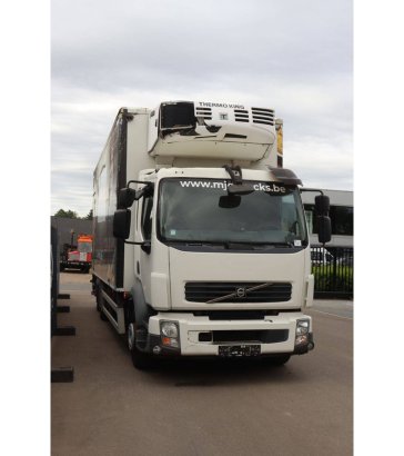 Box truck Volvo FL240 Refrigerated Diesel 2010 FL240 2010 2 image 7