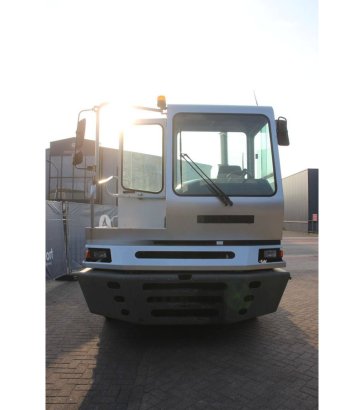 Terminal Tractor Terberg YT182 Diesel 2009 Terberg YT182 2009 2 image 7