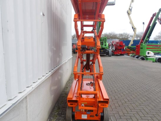 Skyjack SJ3219 Electric Scissor Lift 7.81m 2017 Skyjack SJ3219 2017 2 Scissor Lifts image 7