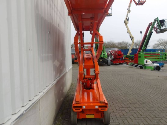 SkyJack SJ3220 Electric Scissor Lift 8.09m 2015 Skyjack SJ3220 2015 2 Scissor Lifts image 7