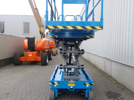 Scissor Lift Genie GS-2046 Electric 8.10m 2014 GS-2046 2014 2 Scissor Lifts image 7