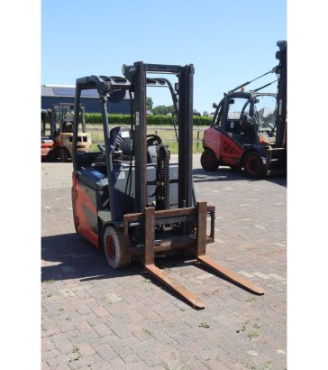Linde E16 Electric Forklift 1600kg E16 2 Forklift image 6