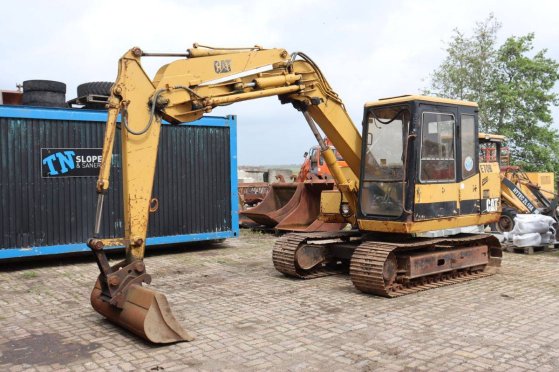 Crawler excavator Caterpillar E70B Diesel 40kW E70B 2 Crawler Excavators image 7